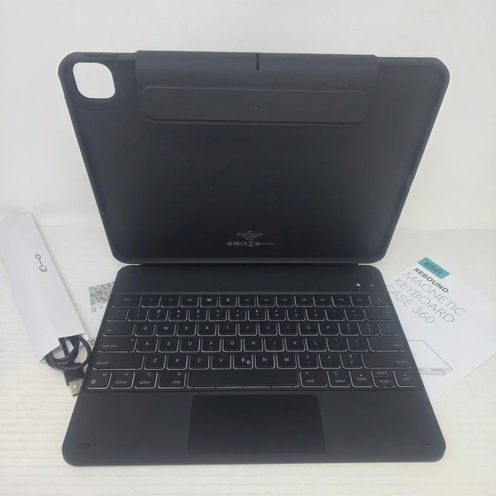 ESR Keyboard Case iPad Pro 13 13